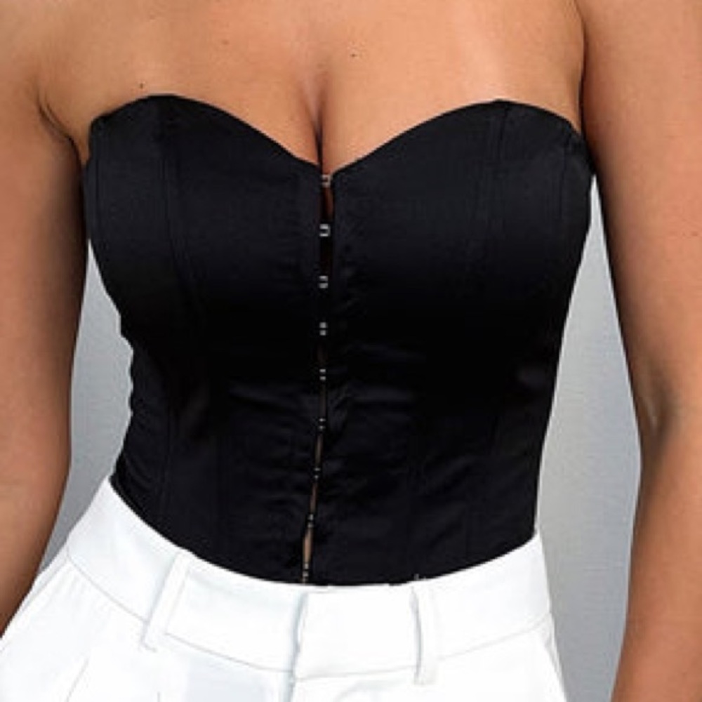 That’s so Fetch Black Strapless Corset Top fitted stretch bustier lace up back 4